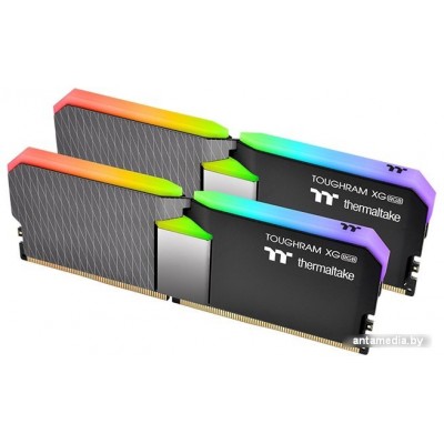 Оперативная память Thermaltake ToughRam XG RGB 2x8ГБ DDR4 4000 МГц R016D408GX2-4000C19A