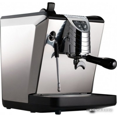 Рожковая помповая кофеварка Nuova Simonelli Oscar II Black