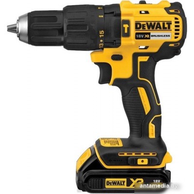 Ударная дрель-шуруповерт DeWalt DCD778M2T-QW (c 2-мя АКБ, кейс)