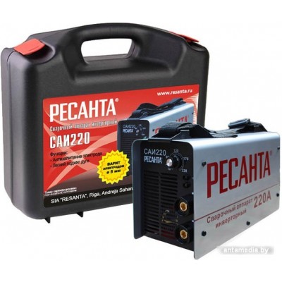 Сварочный инвертор Ресанта САИ-220 (в кейсе)